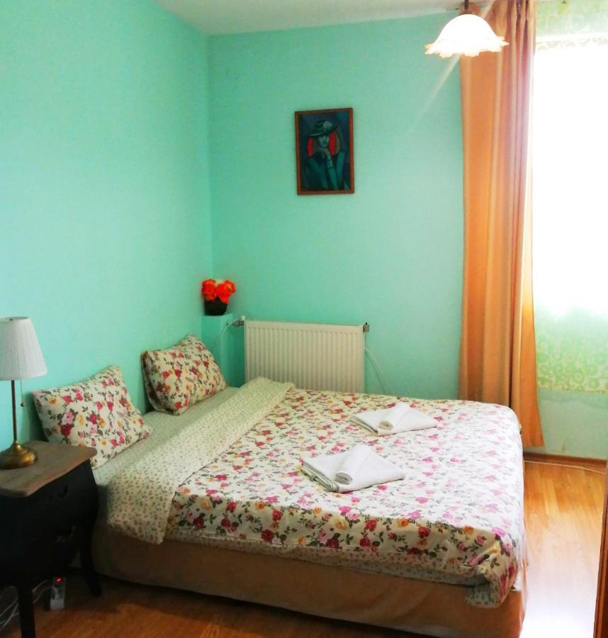 Guest House Misha Petrevene Экстерьер фото