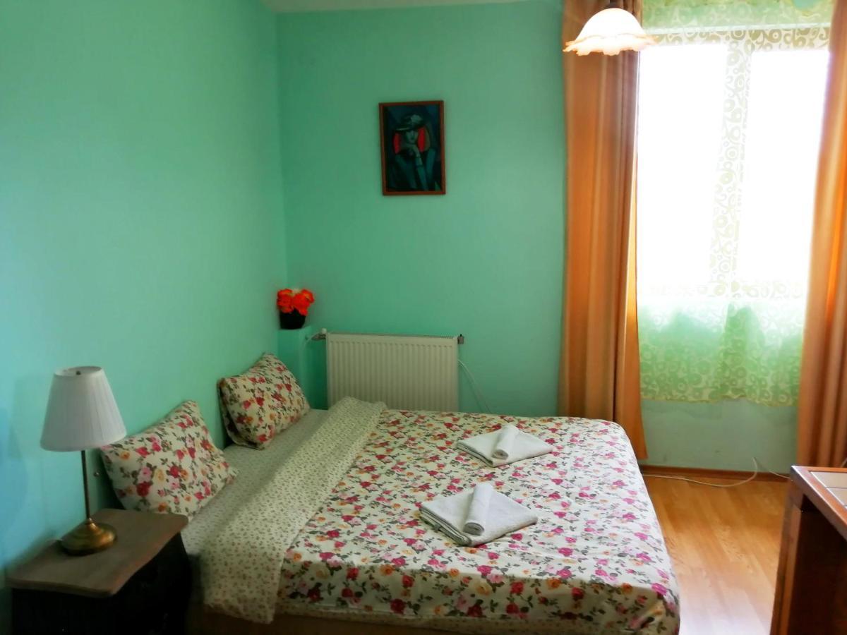 Guest House Misha Petrevene Экстерьер фото