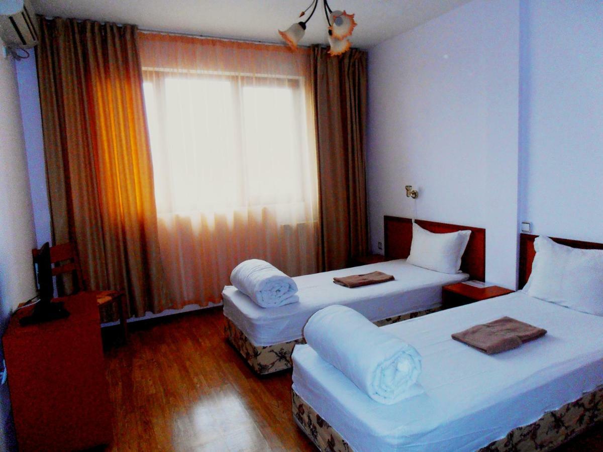Guest House Misha Petrevene Экстерьер фото